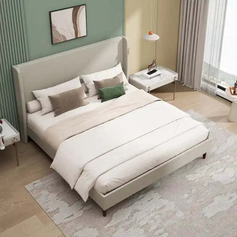 Lit King size avec pieds en bois massif et 12 lattes de support