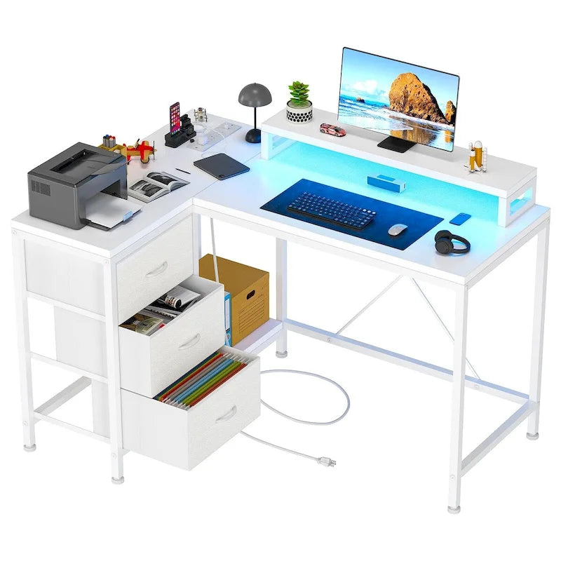 Bureau en L avec prises de courant et lumières LED